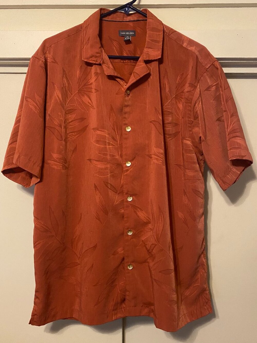 Van Heusen, men's short sleeve, bamboo leaf print, button-down shirt, size L